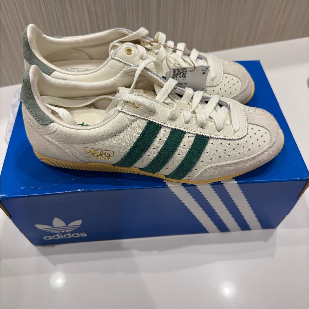 Adidas Cream and Dark Green Trainers